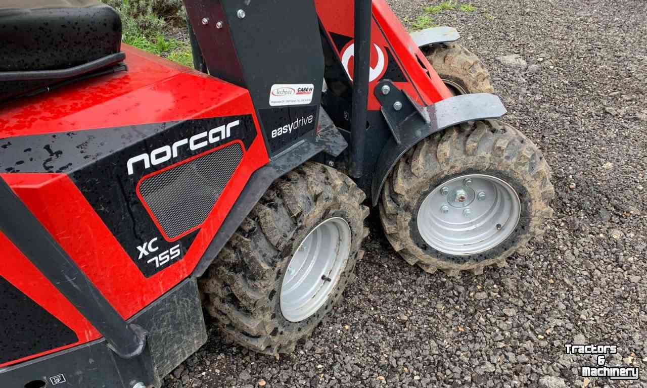 Chargeuse sur pneus Norcar 755 XC Easy Drive Mini-Shovel  Demo