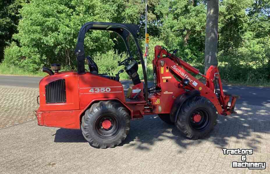 Chargeuse sur pneus Schäffer 4350