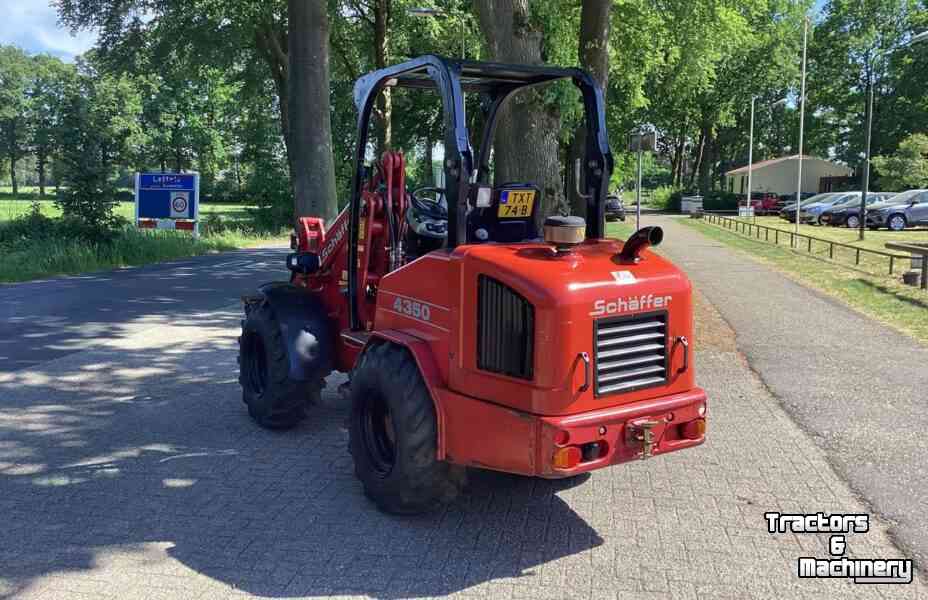 Chargeuse sur pneus Schäffer 4350
