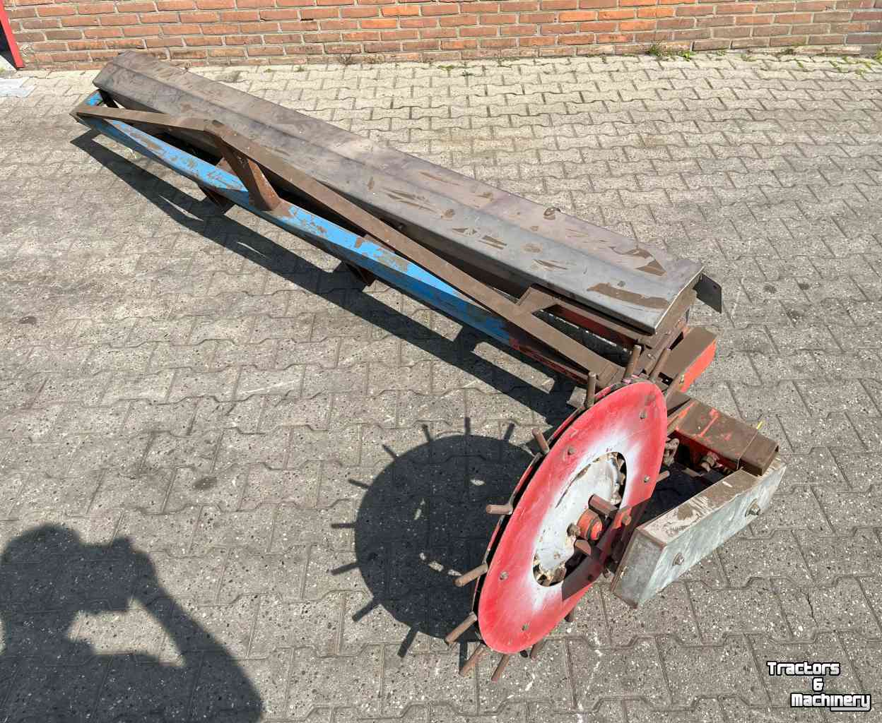 Distributeur de microgranulés  Granulaatstrooier loopwiel mestverwerking