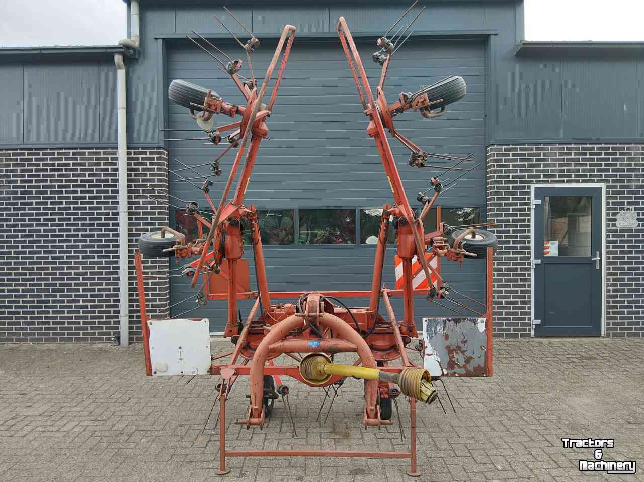 Faneur Kuhn GF 6301 Schudder