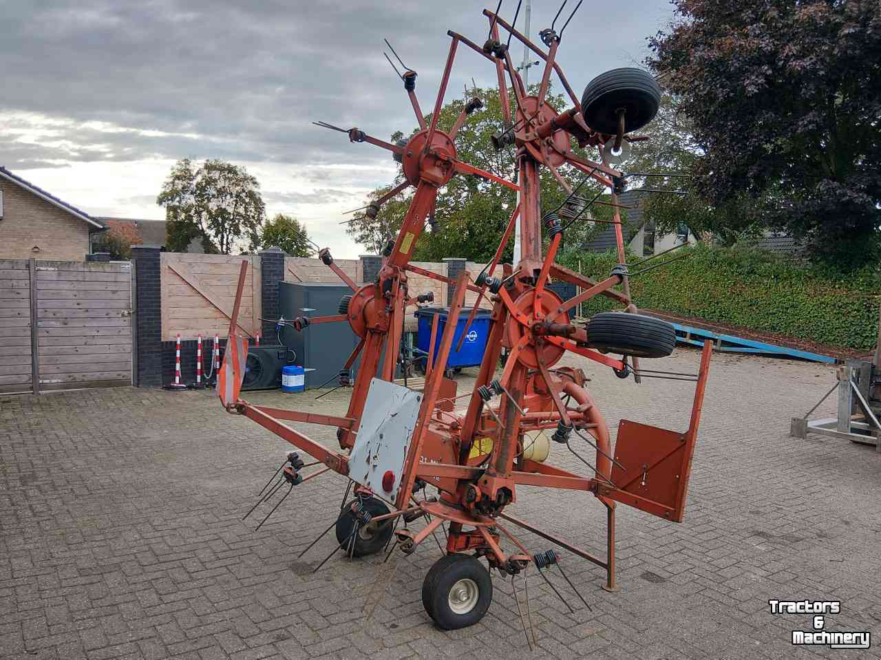 Faneur Kuhn GF 6301 Schudder