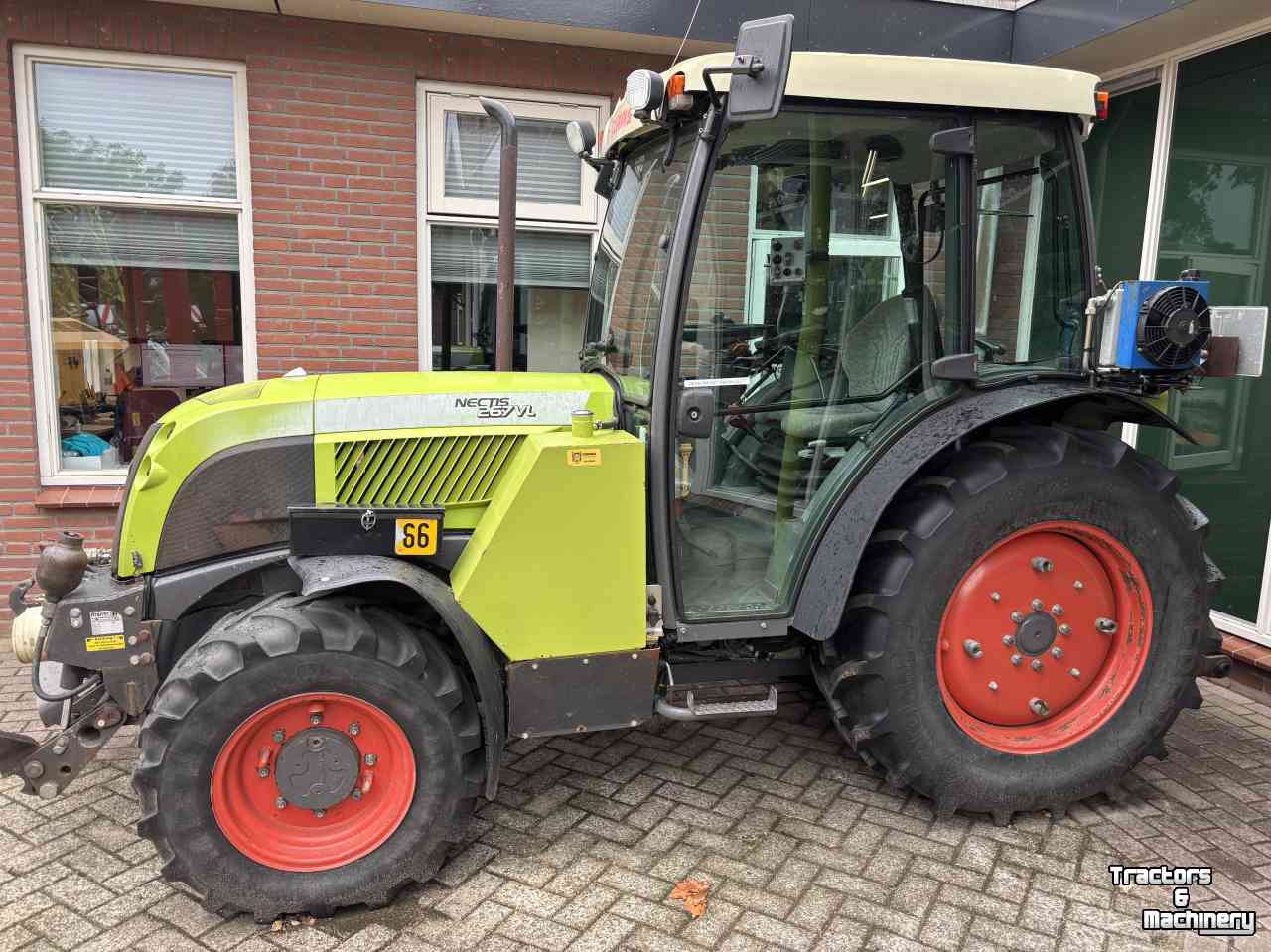Tracteur Claas Nectis 267
