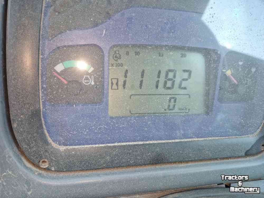 Tracteur pour vignes et vergers New Holland TN90F