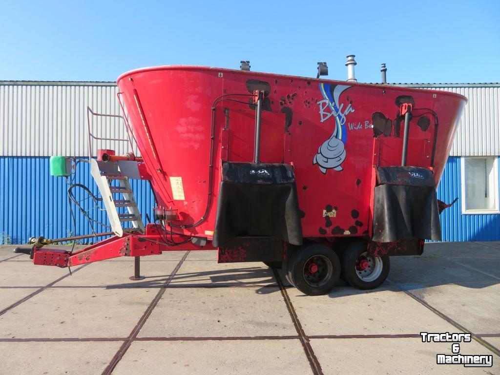 Mélangeuse Verticale Peecon VMW 320 voermengwagen