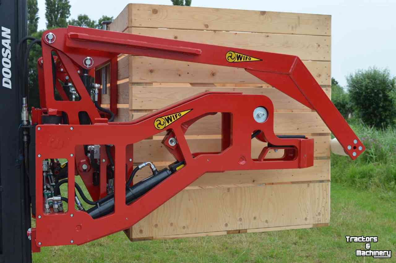 Basculeur de caisses Wifo Efficient de pootmachine vullen? Wat dacht u van deze Wifo Heavy duty 180° Vooroverkantelaar?
