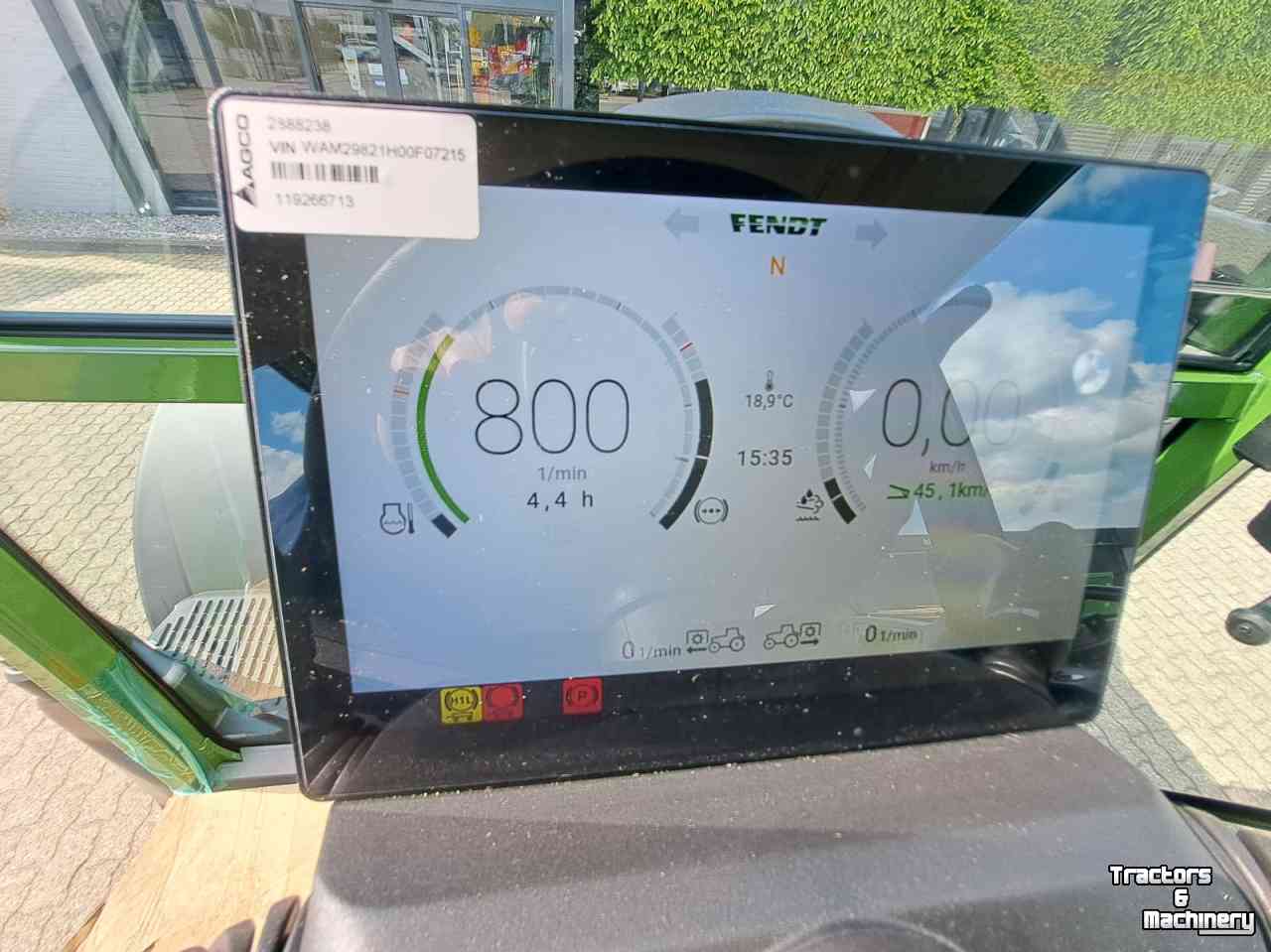 Tracteur Fendt 211