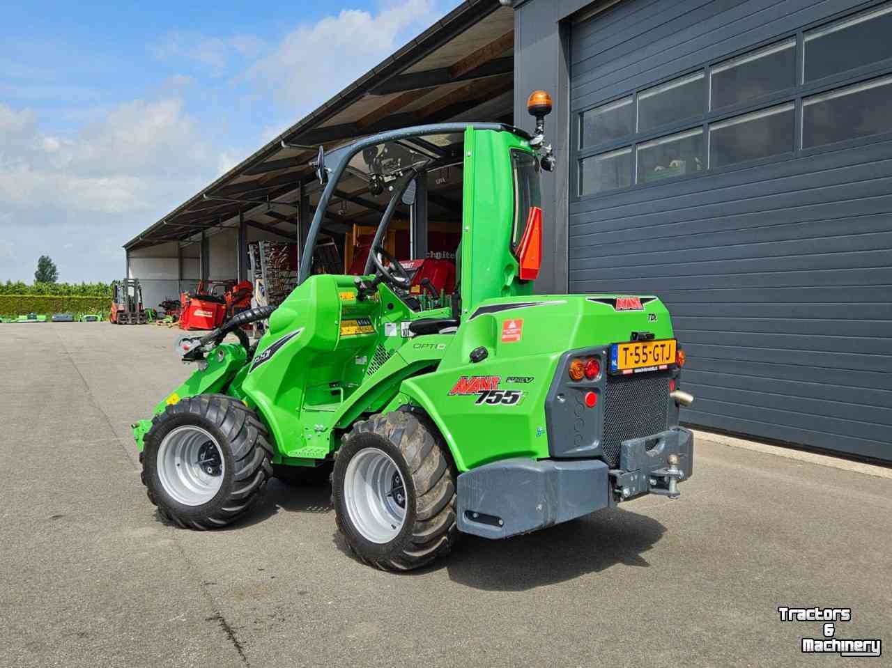 Chargeuse sur pneus Avant 755i TDL+ Mini-shovel