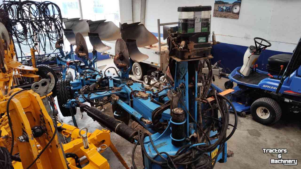 Charrues Lemken Juwel 8