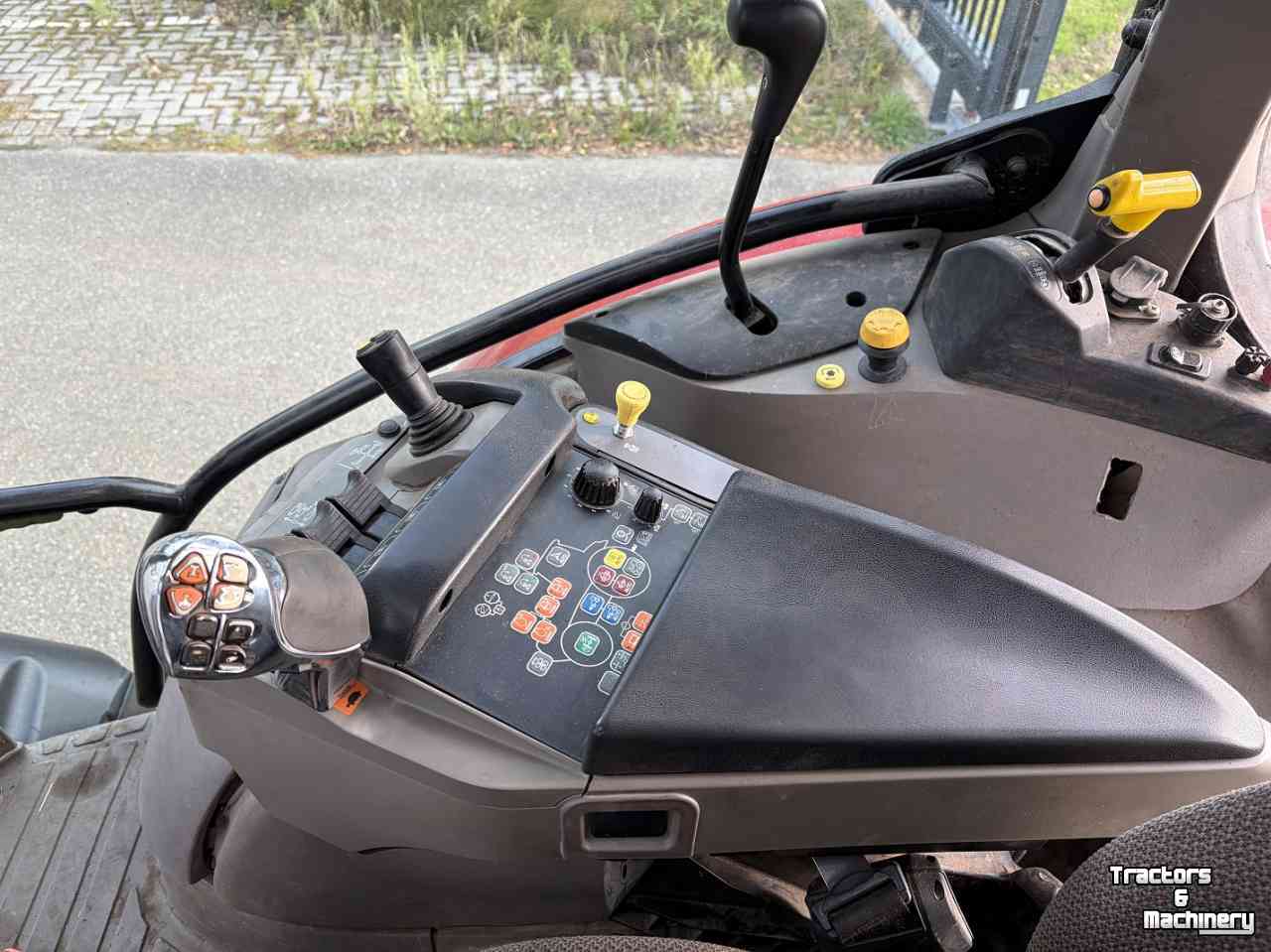 Tracteur Case-IH Maxxum 110 multicontroller