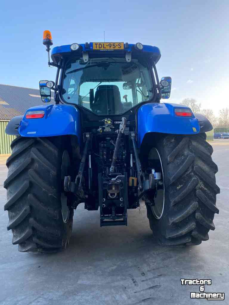 Tracteurs New Holland T7-220 PC trekker tractor traktor tracteur