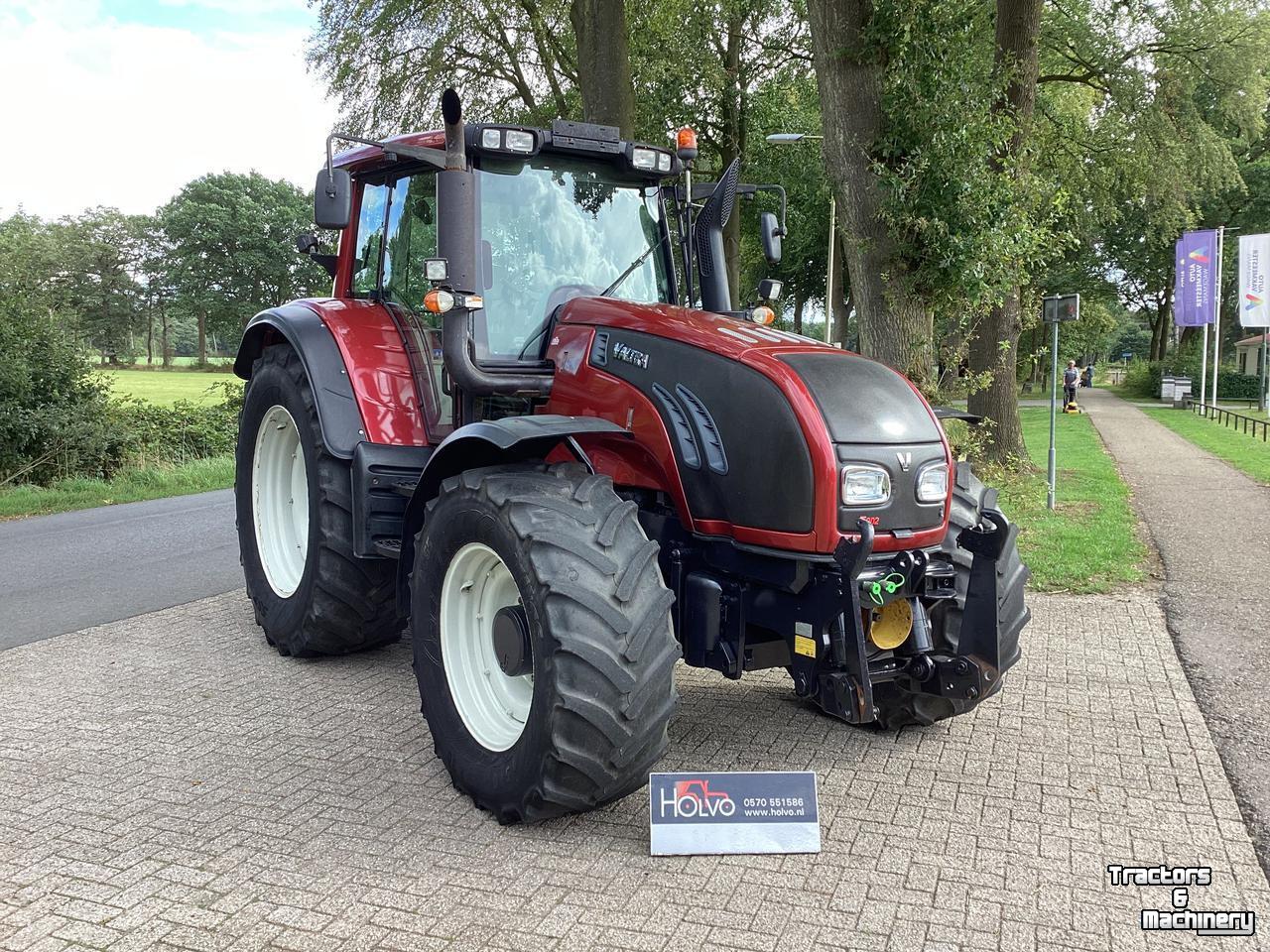 Tracteur Valtra T202D AC15.2