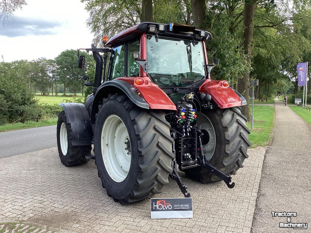 Tracteur Valtra T202D AC15.2