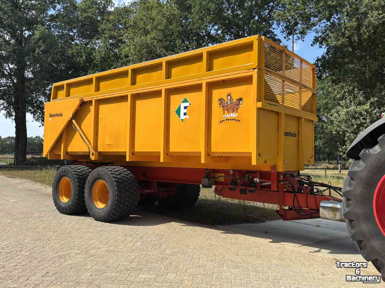 Benne agricole Veenhuis 15000 kieper kipper silage bagger