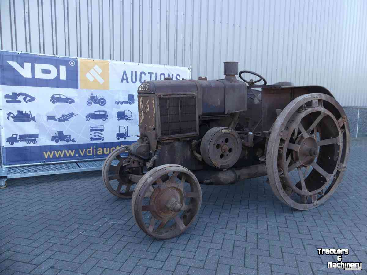 Tracteurs anciens  HSCS R30-35 Hofherr-Schrantz-Clayton-Shuttleworth