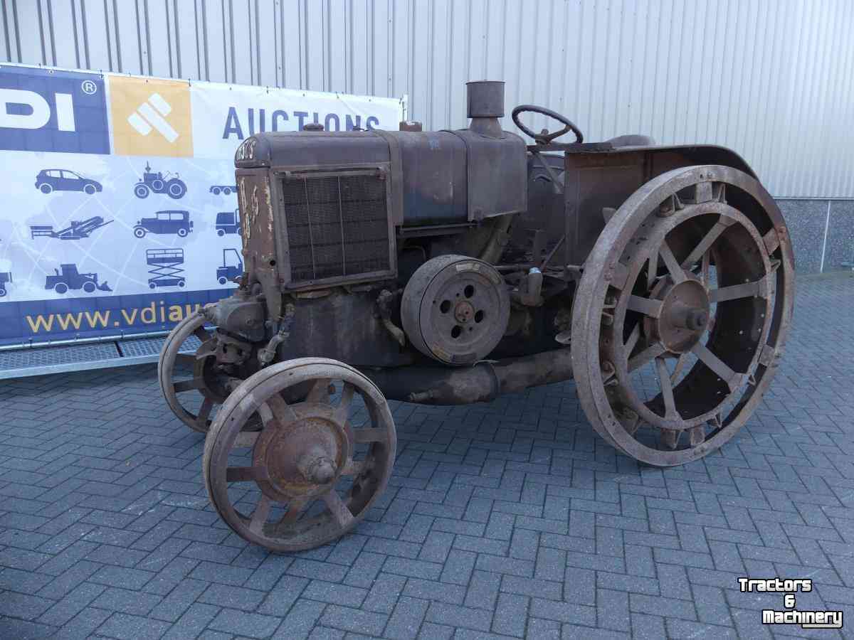 Tracteurs anciens  HSCS R30-35 Hofherr-Schrantz-Clayton-Shuttleworth