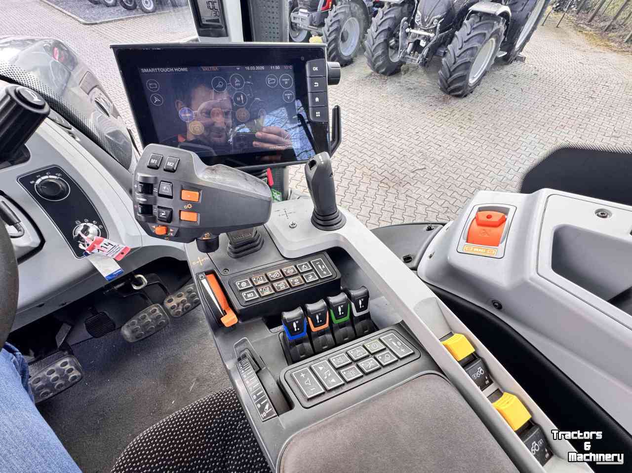 Tracteur Valtra T174 Direct