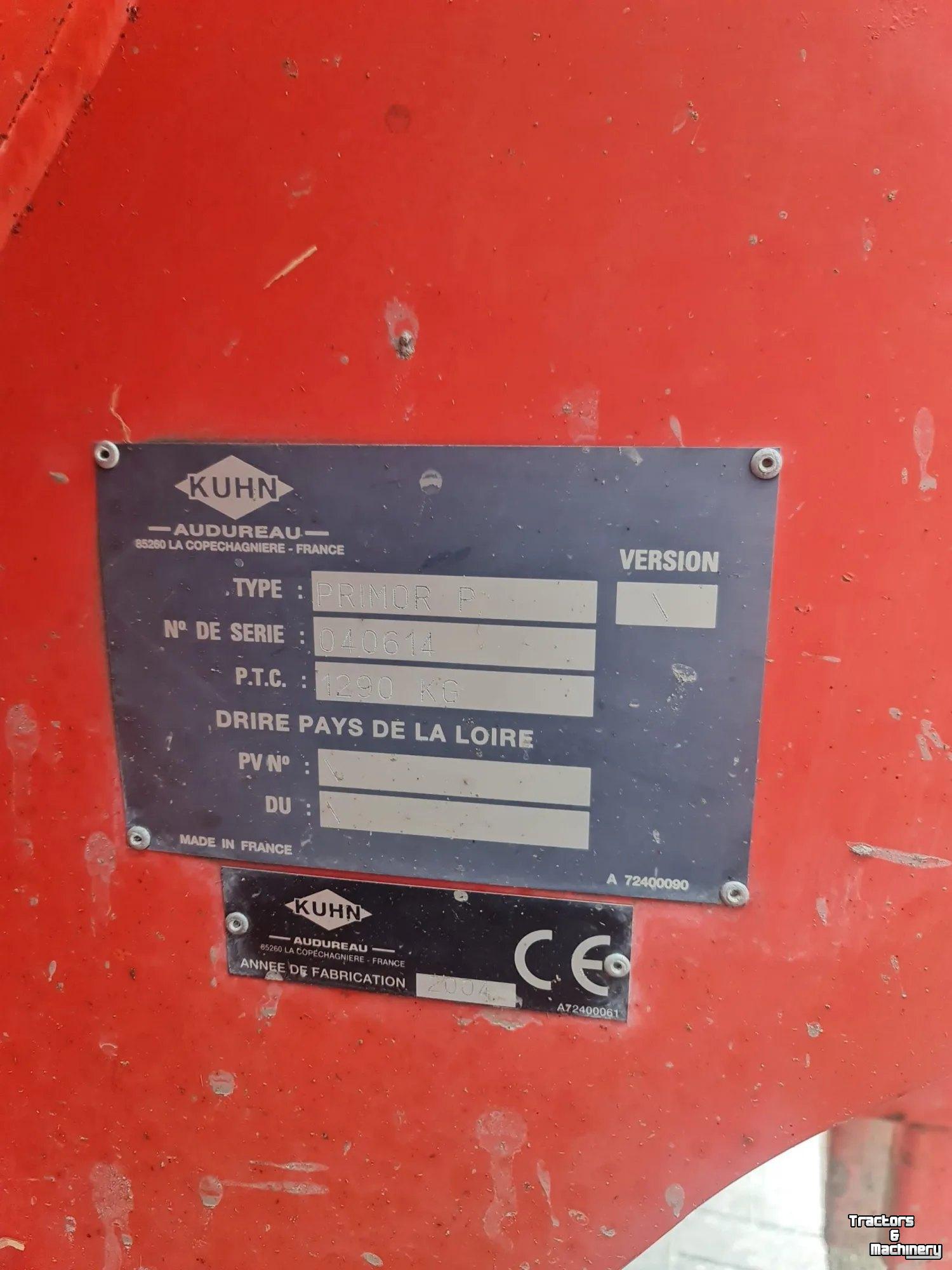 Distributeur de paille pour des logettes Kuhn PRIMOR 2060H STROSTROOIER