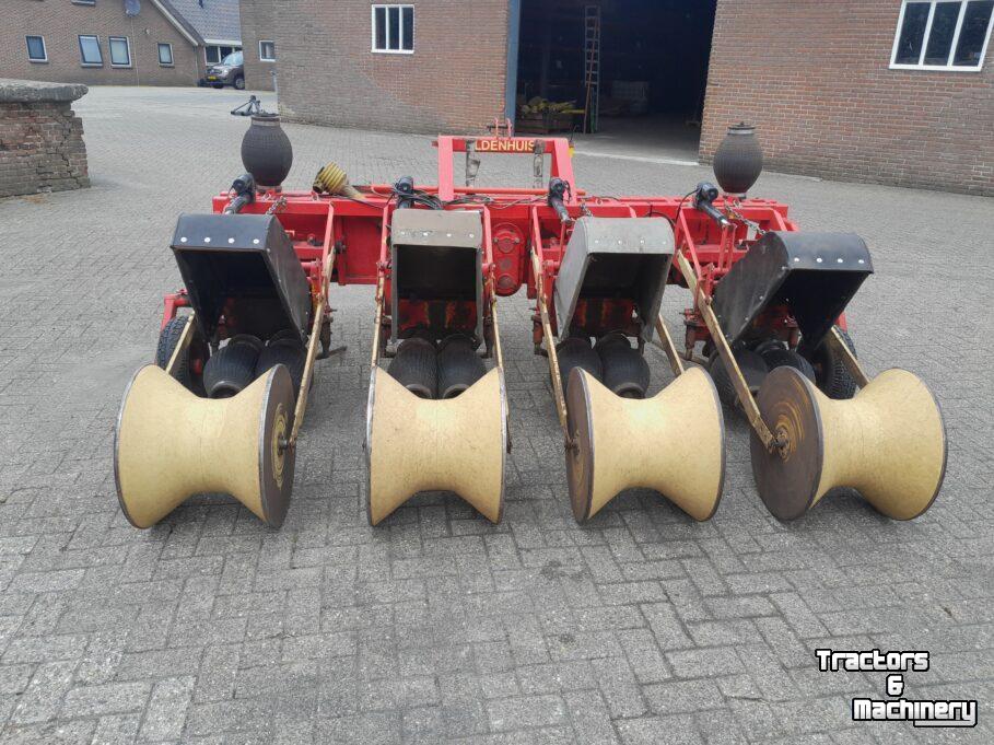 Broyeur de fanes Oldenhuis 4RE