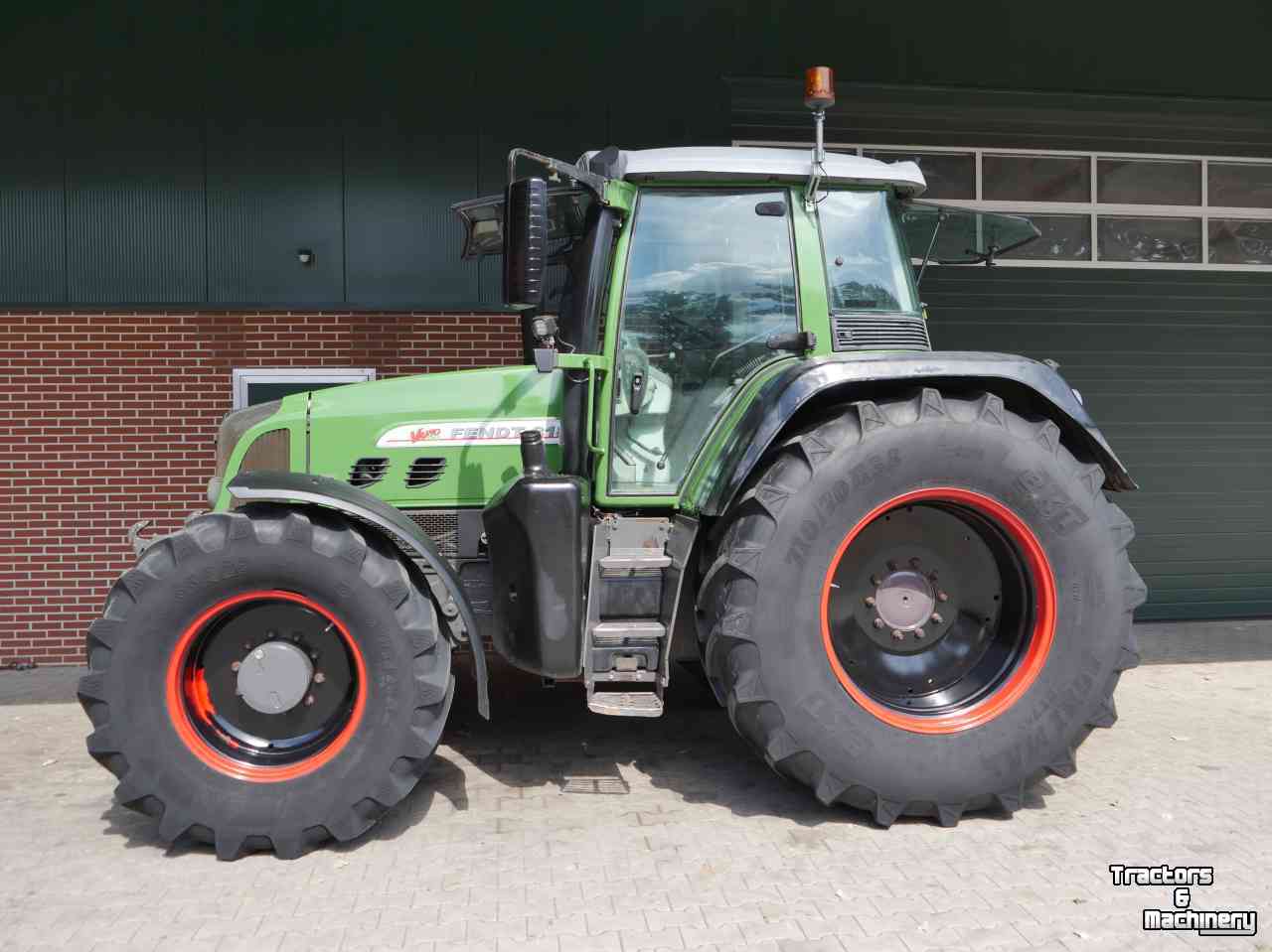 Tracteur Fendt 818 Vario TMS