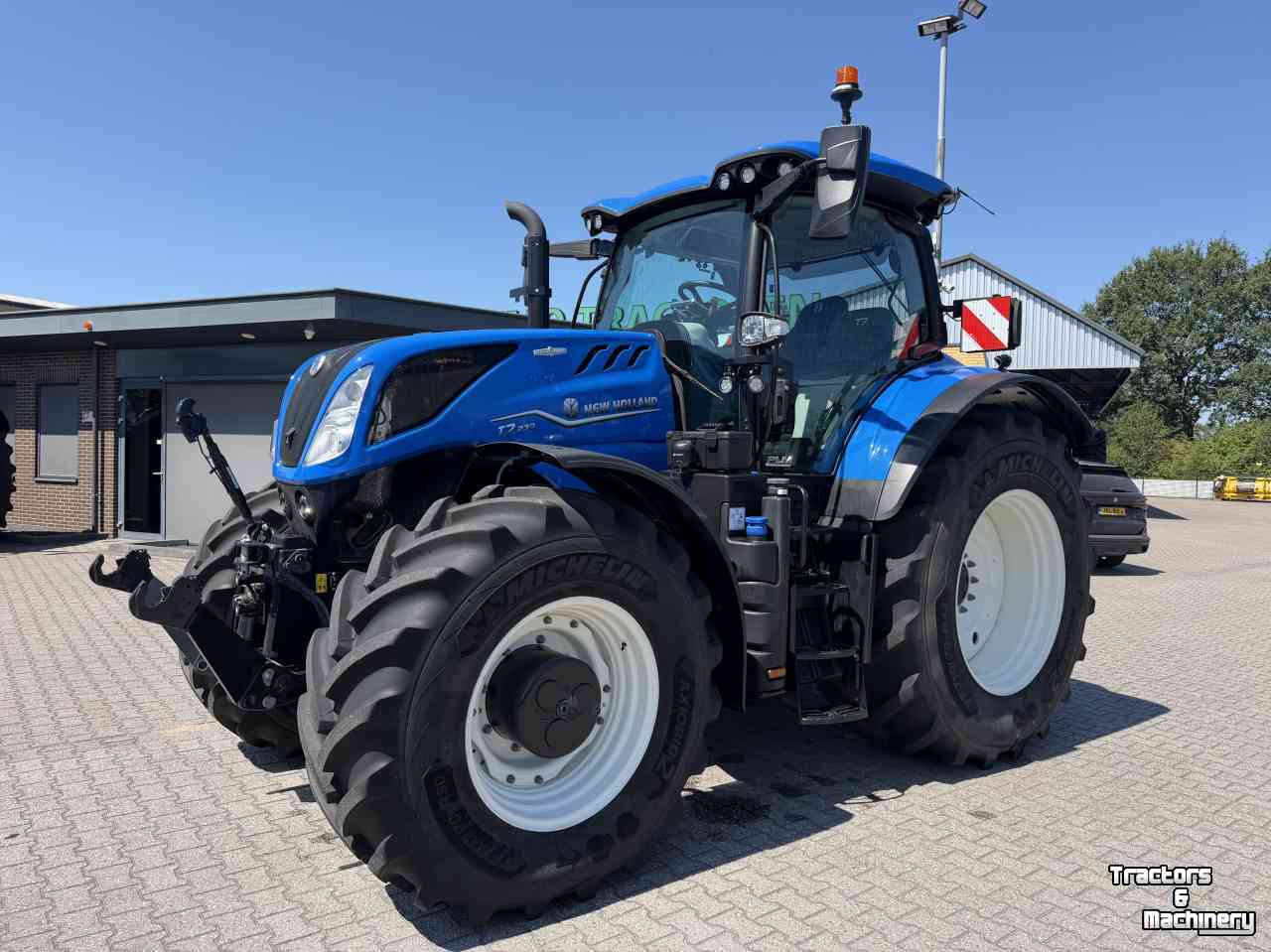 Tracteur New Holland T7.230 PLMi AC 50KM 2025 550 UUR + GPS DEMO!!!