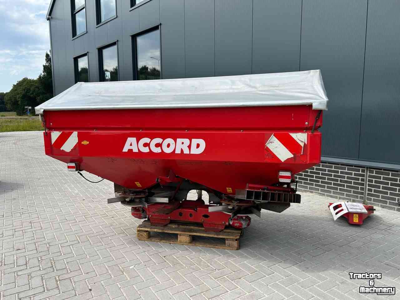 Distributeur d‘engrais Accord Kunstmeststrooier HL