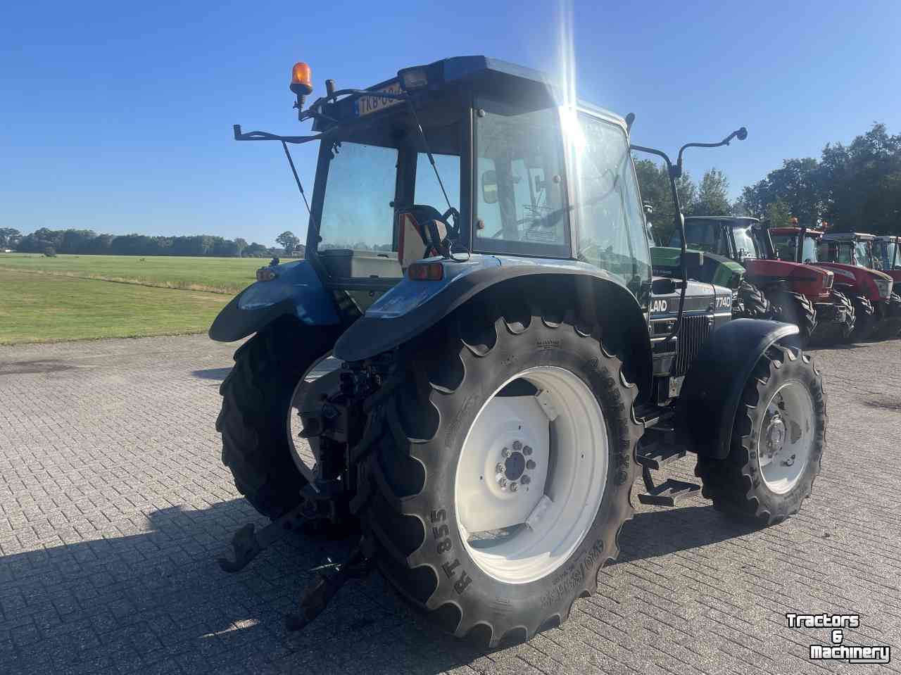Tracteur New Holland 7740 SLE AIRCO