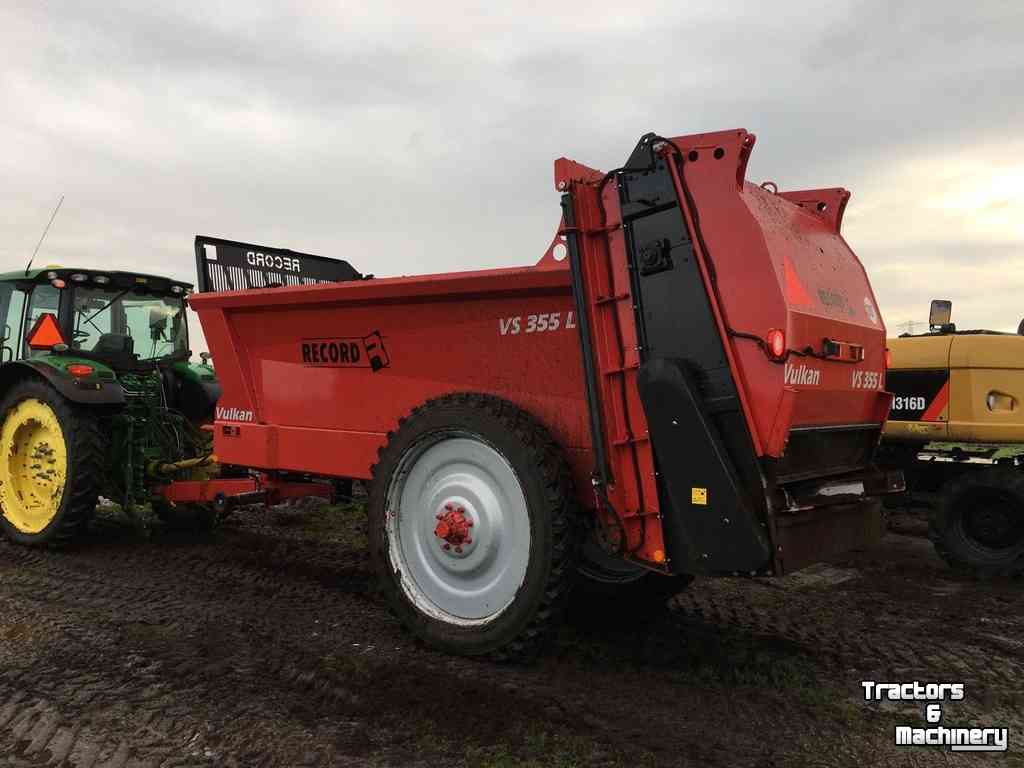 Epandeur de fumier Kramer RECORD Breedstrooier compact gestuurd