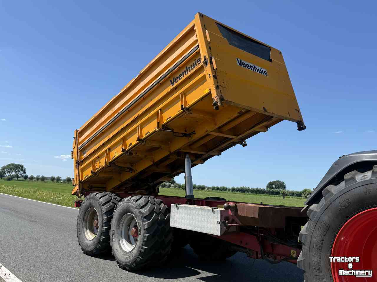 Benne agricole Veenhuis Veenhuis 3-zijdig kiepende kipper - 14m3 snipperkar midejo