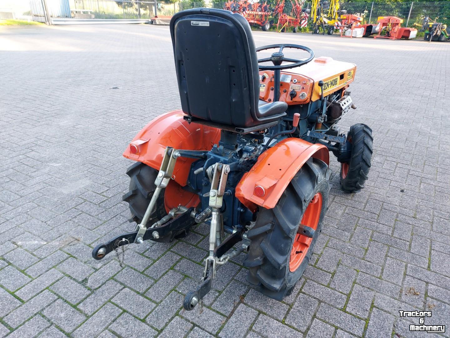 Tracteur pour vignes et vergers Kubota B6000