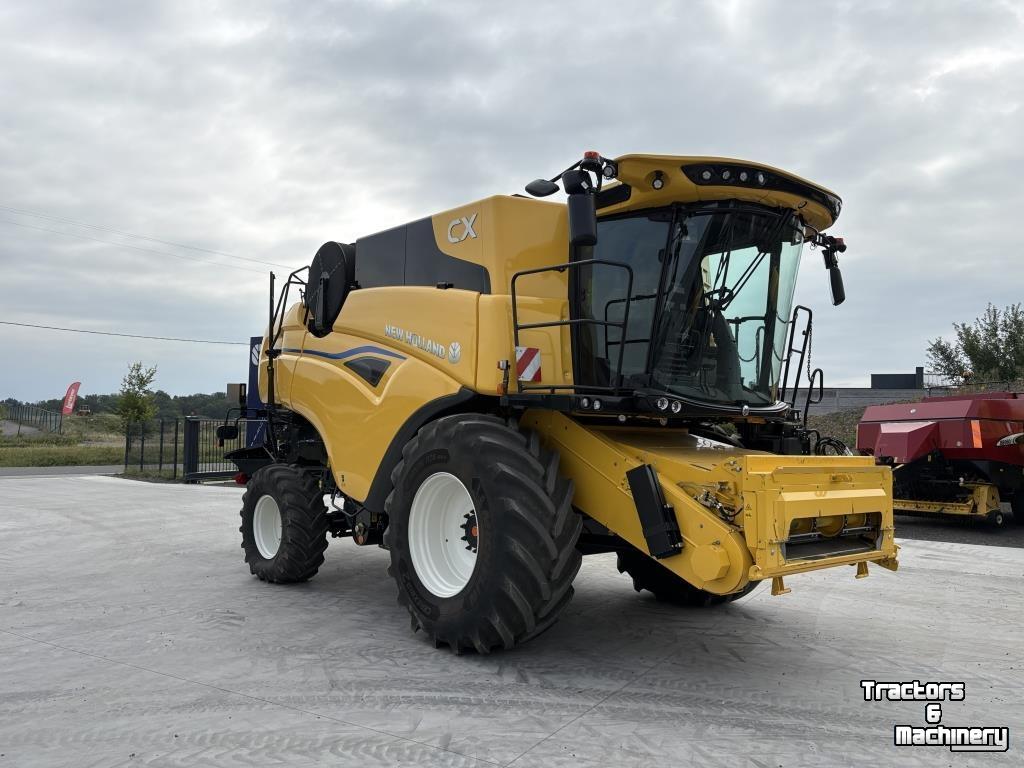 Ensileuse automotrice New Holland CX 8.70
