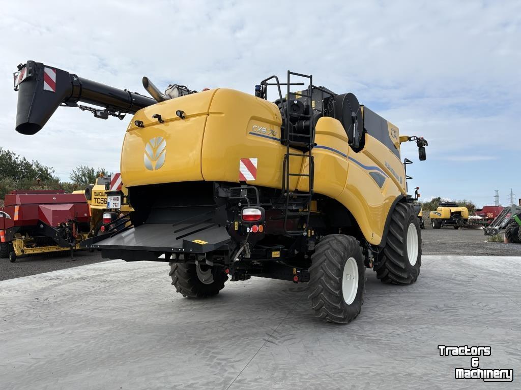 Ensileuse automotrice New Holland CX 8.70