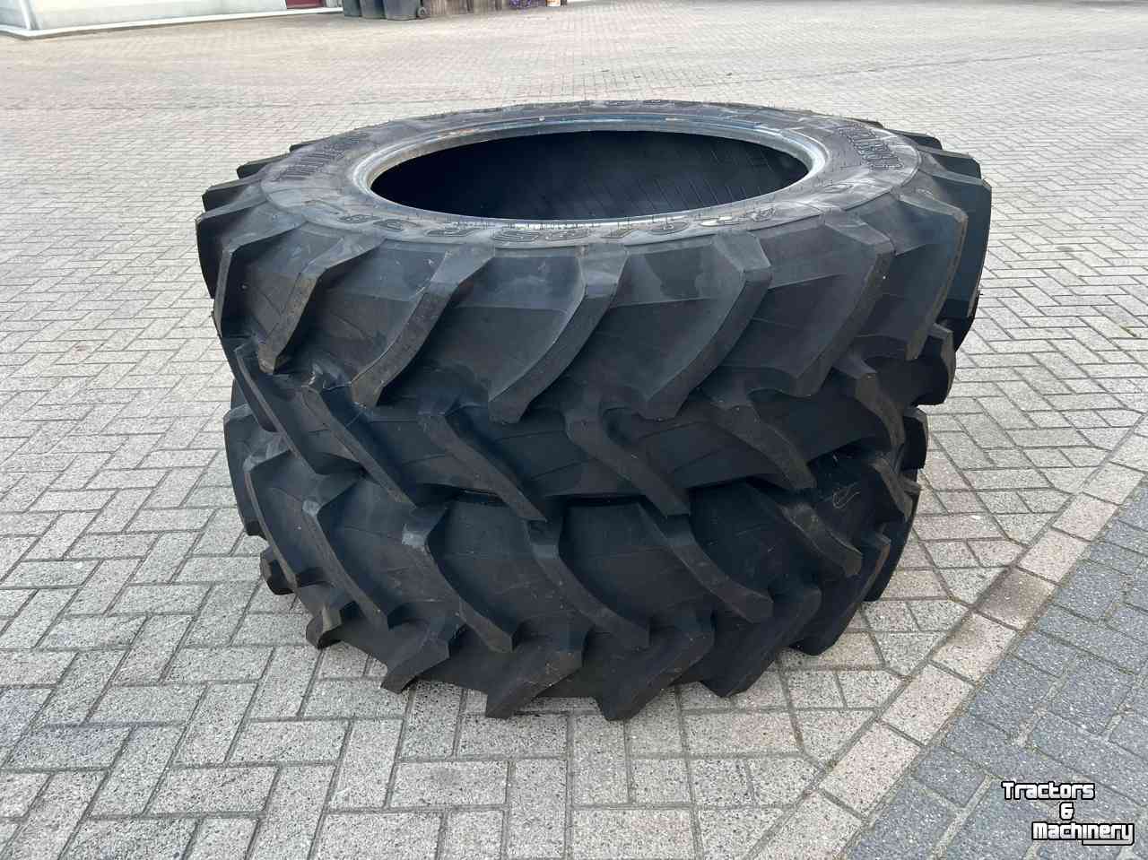 Roues, Pneus, Jantes, Barillets Jumelage Trelleborg 420/85R38 Nieuw ongebruikt demontage