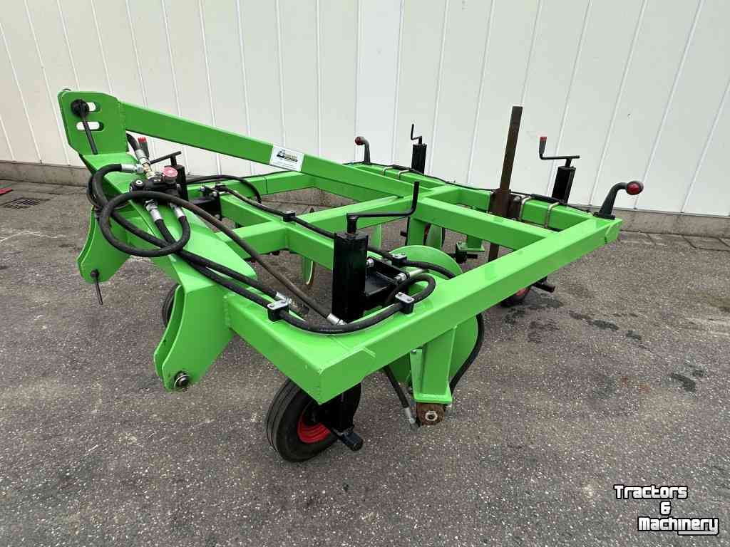 Arracheuse d‘oignons  Tordisc Combi West Mechanisatie schijvenrooier voor uien en rode bieten