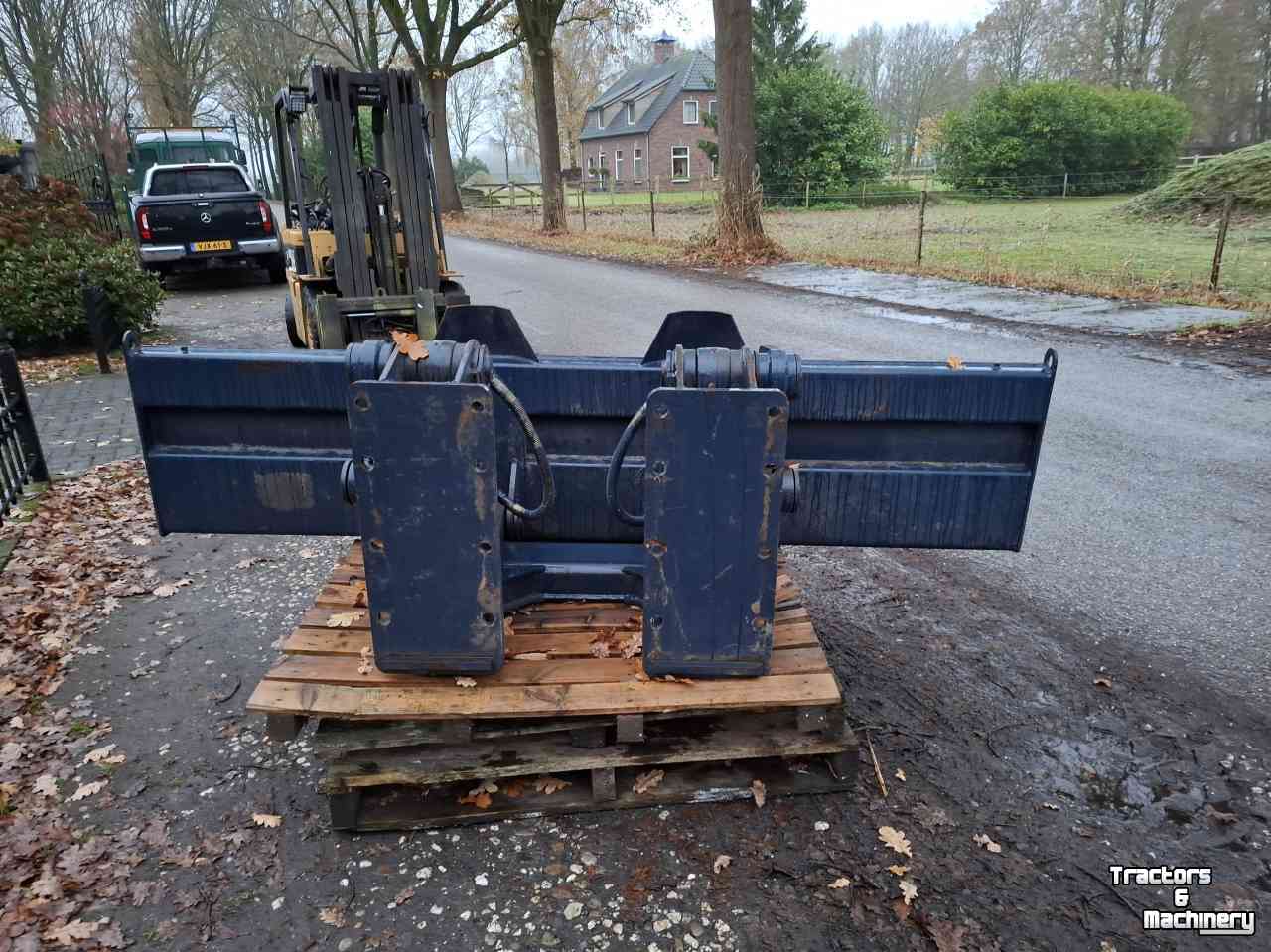 Lame niveleuse  Schaafbord / Grondschaaf afkomstig van mobiele kraan / graafmachine