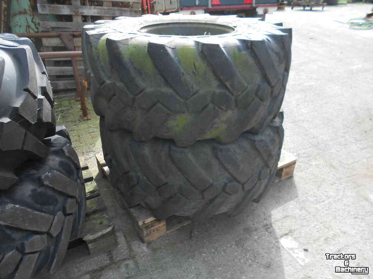 Roues, Pneus, Jantes, Barillets Jumelage Michelin 445/70r19,5