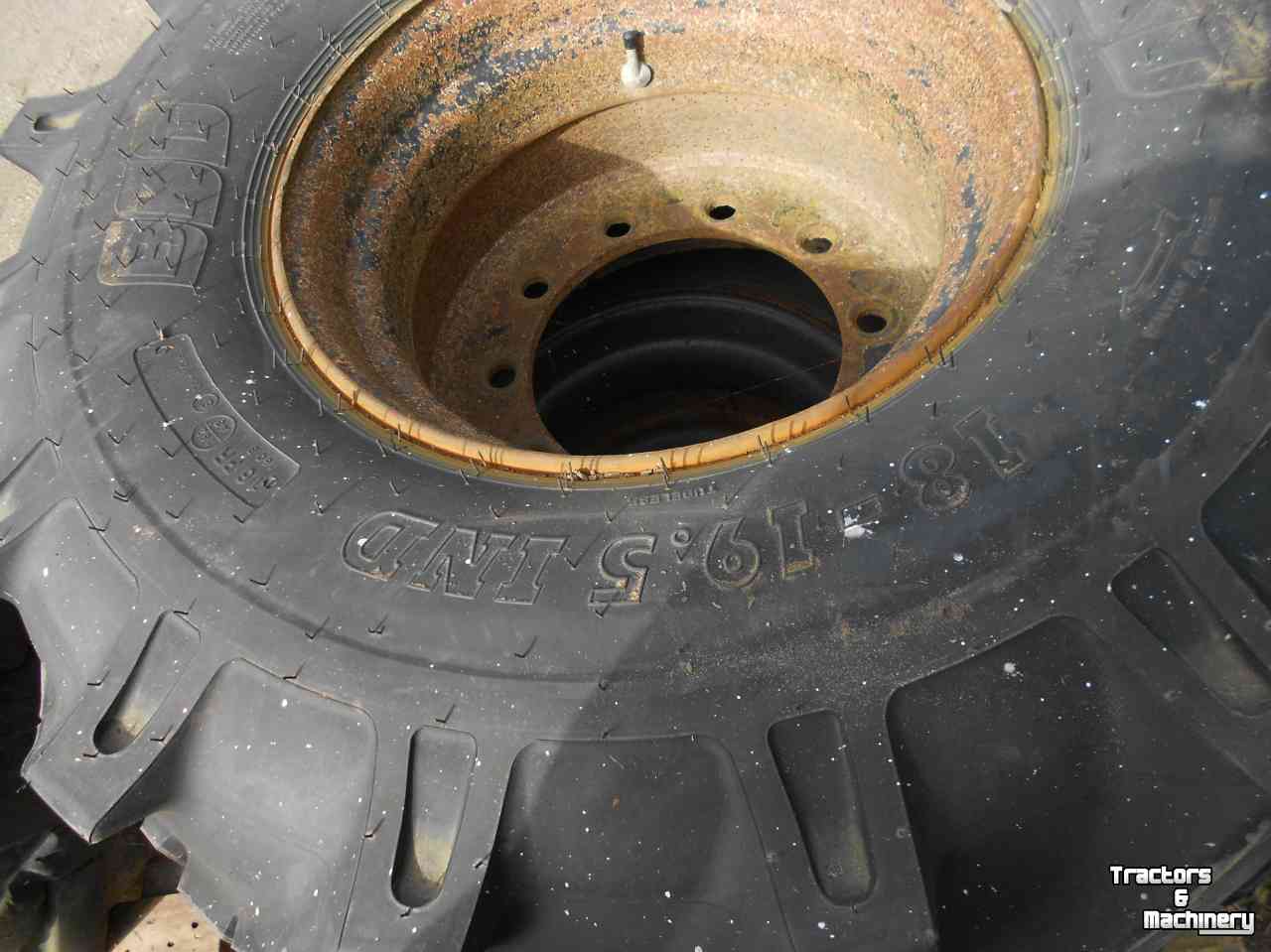 Roues, Pneus, Jantes, Barillets Jumelage Michelin 445/70r19,5