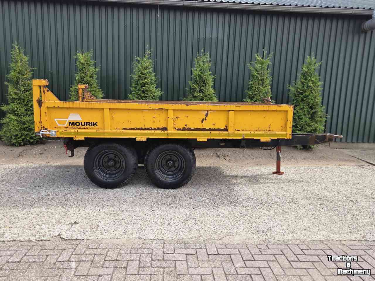 Benne agricole Beco kippertje dumpertje 3 zijdige kipper bakkenwagen