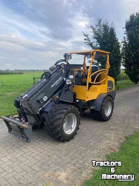 Chargeuse sur pneus Eurotrac T13D