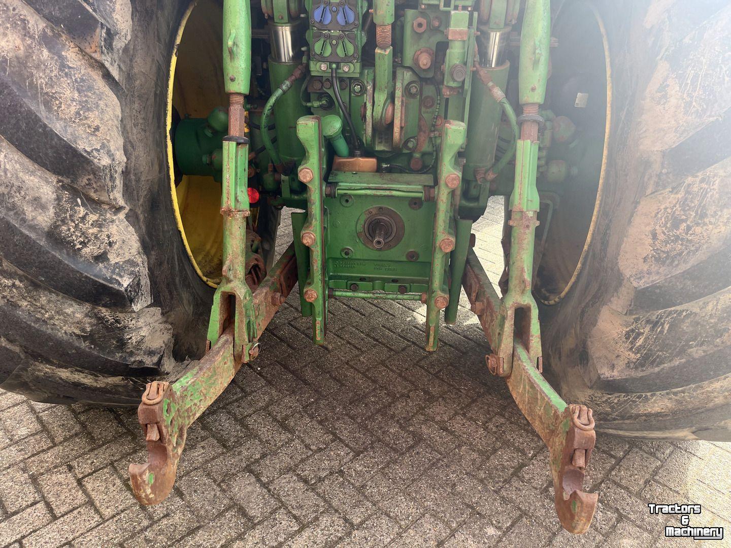 Tracteur John Deere 6155R