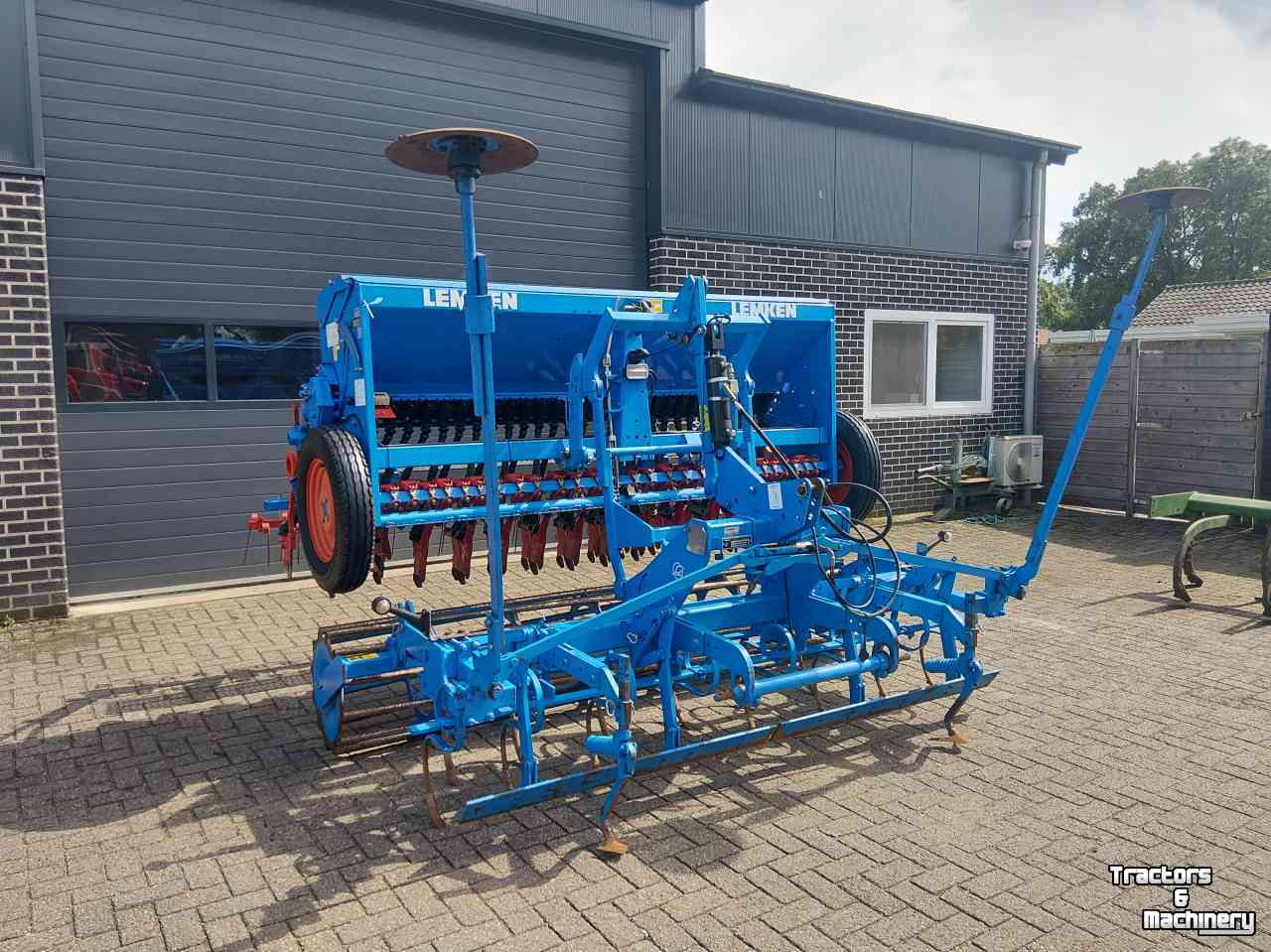 Semoir Combination Lemken Quarz 7/300 met Lemken Eurodrill 300/29R Zaaimachine