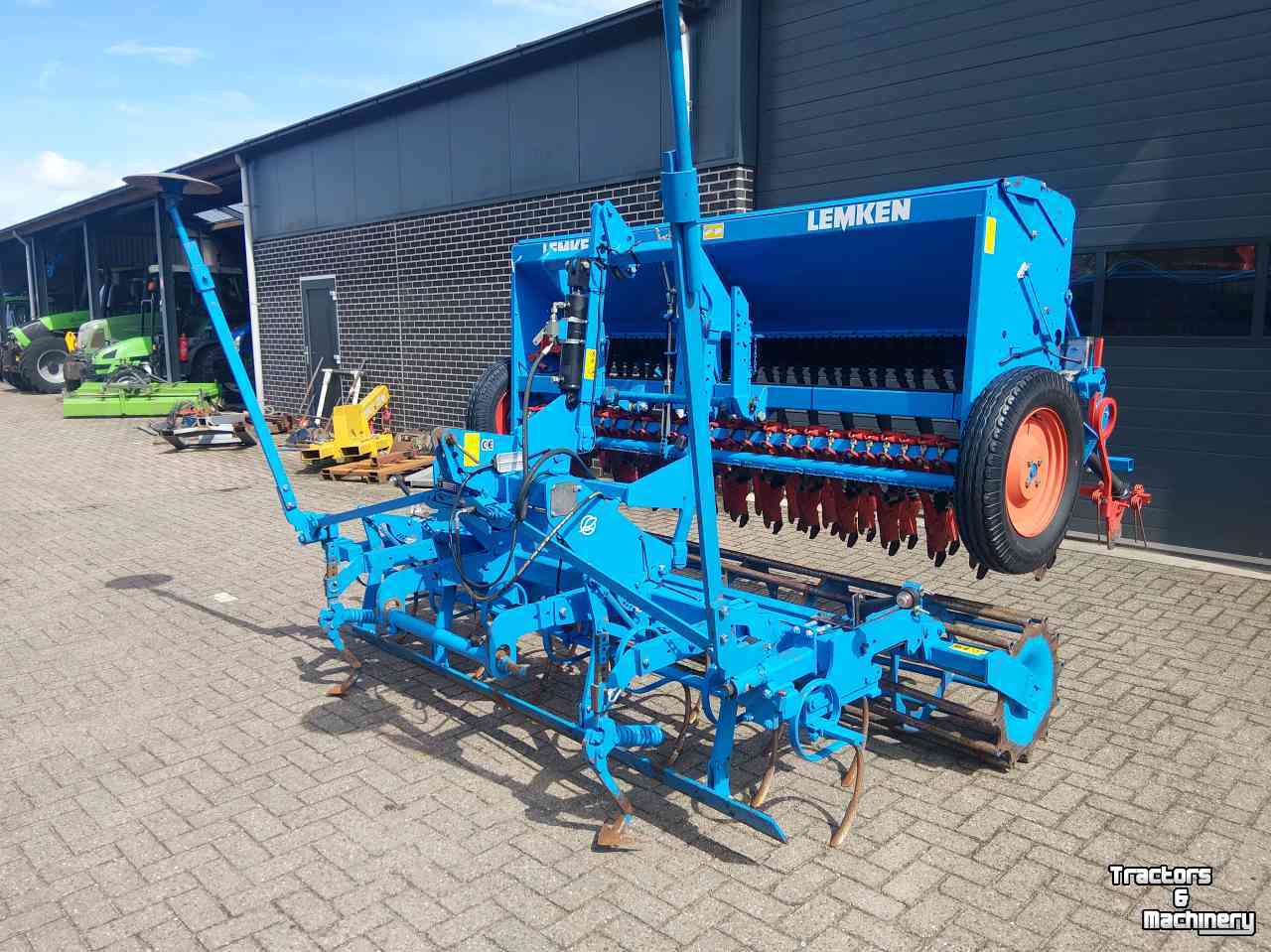 Semoir Combination Lemken Quarz 7/300 met Lemken Eurodrill 300/29R Zaaimachine