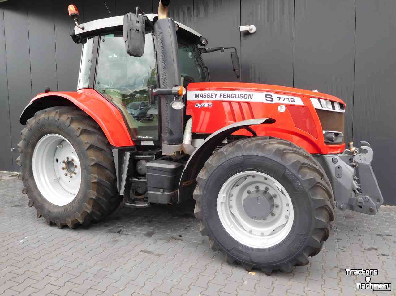 Tracteur Massey Ferguson 7718