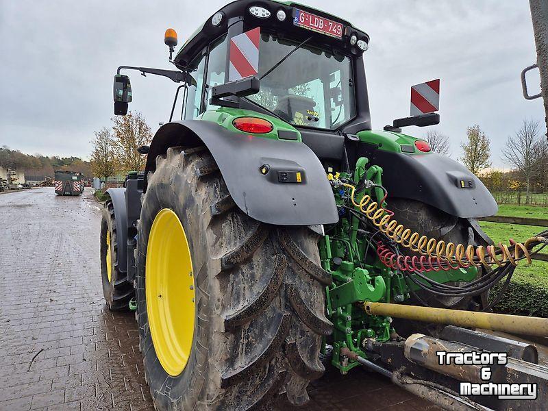 Tracteur John Deere 6M220