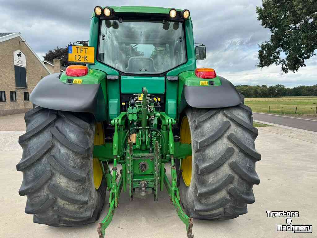 Tracteur John Deere 6820