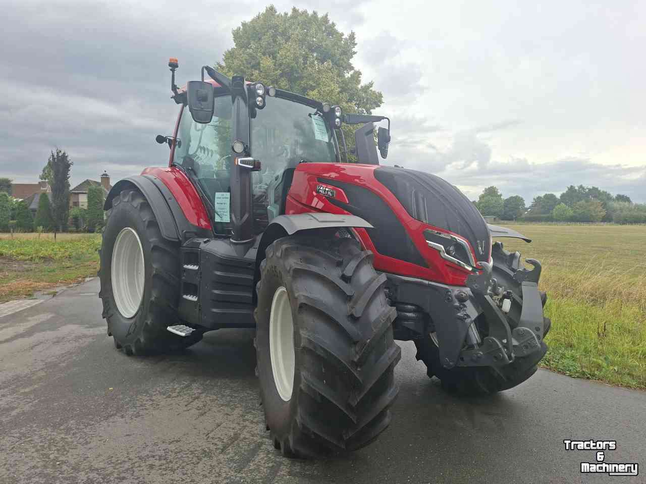 Tracteur Valtra T175eA eenvoudige trekker voor een mooi prijsje