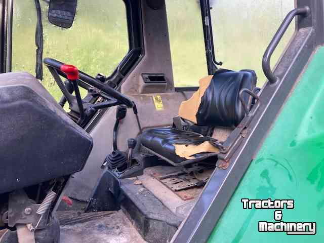 Tracteur John Deere 3300