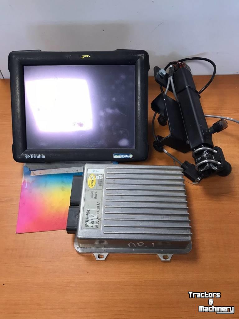 Systèmes et accessoires de GPS Trimble FM1000 met NAV II controller en modem