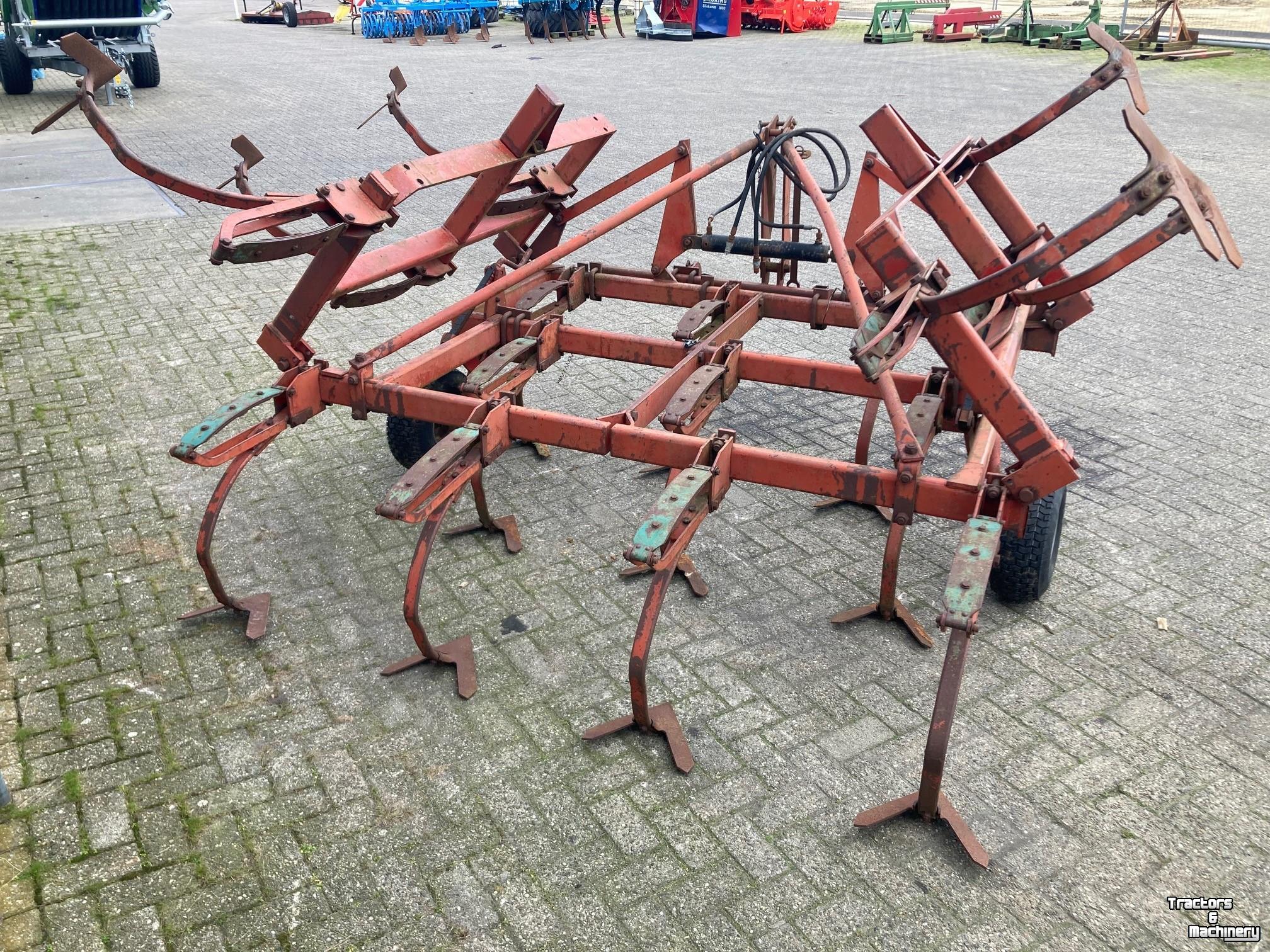 Cultivateur Kverneland Kverneland Cultivator
