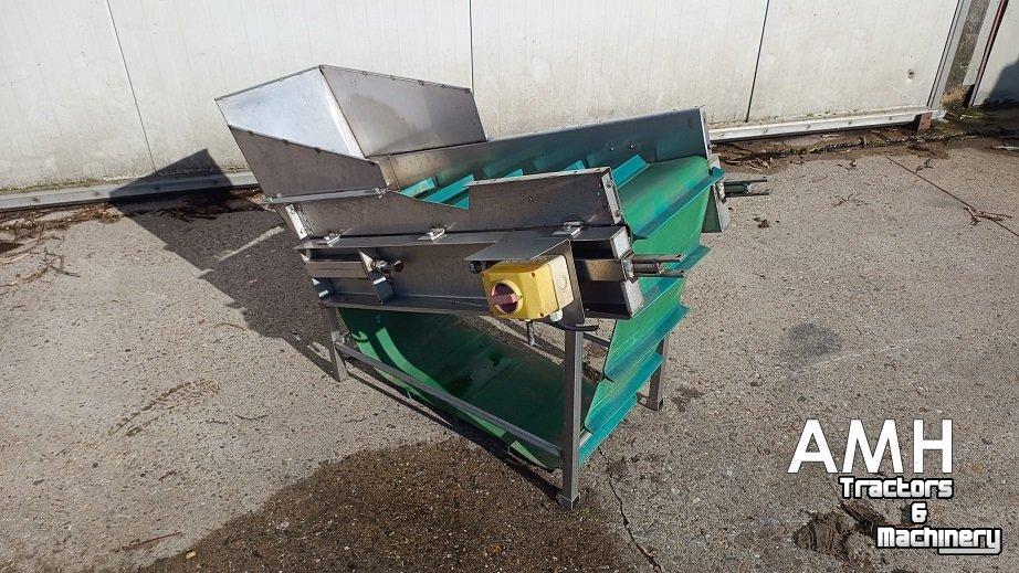 Convoyeur élévateur  Opvoerband 1200X300 OPVOERBAND ELEVATORBAND ELEVATOR BELT FÖRDERBAND STEIGBAND